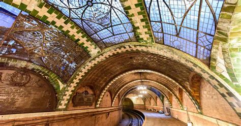 How to Get to the Metropolitan Museum of Art by Subway and Why Subway Tunnels Might Be the Perfect Place for a Secret Art Gallery